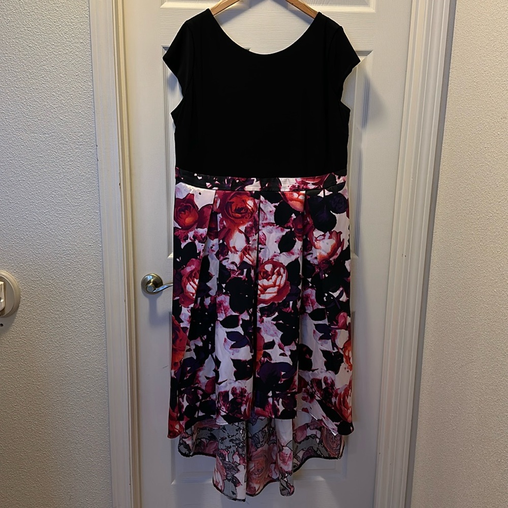 Women’s Plus Size Hi-Low Floral Dress (20W)